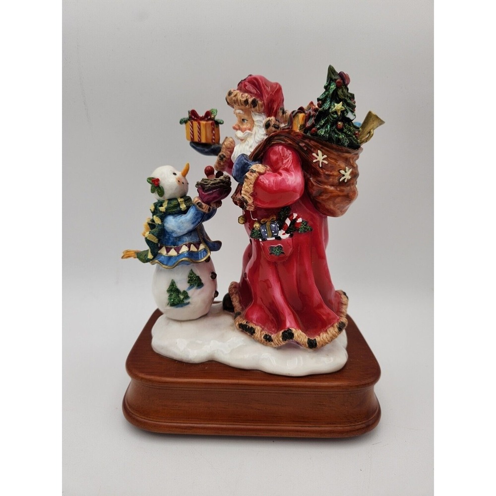 Sankyo Music Box Figurine Santa Snowman We Wish You A Merry Christmas Decoration